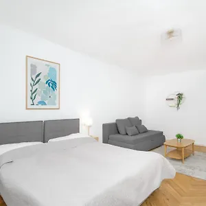 https://apt-ballgasse.vienna-besthotels.com